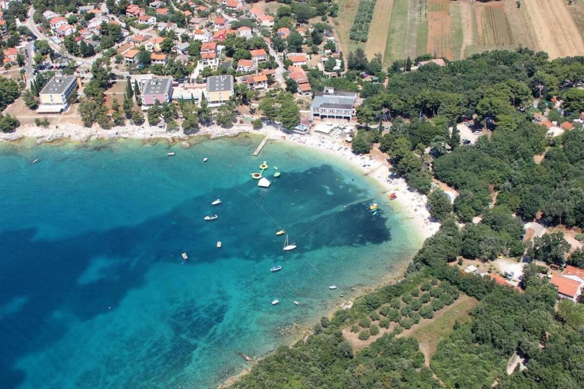 Domus Maria With Swimming Pool And Free Parking Villa Banjole Exterior foto