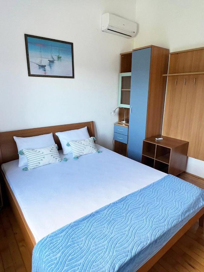 Domus Maria With Swimming Pool And Free Parking Villa Banjole Exterior foto