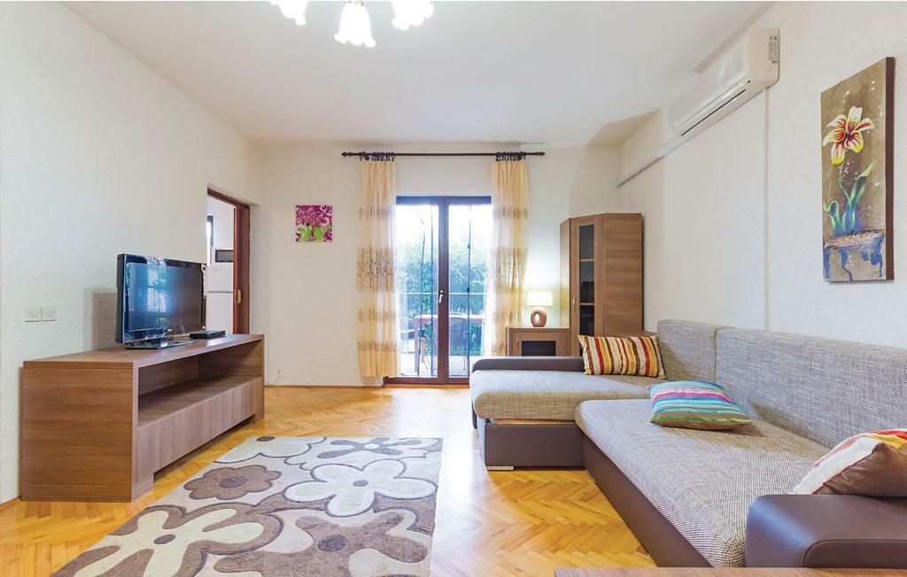 Domus Maria With Swimming Pool And Free Parking Villa Banjole Exterior foto
